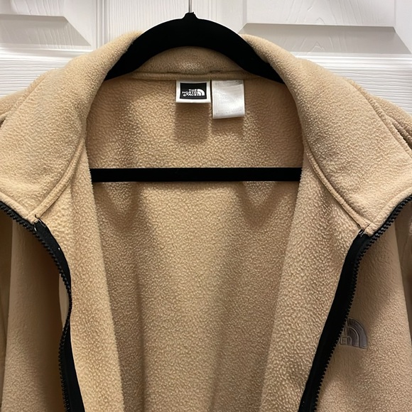 Tan The North Face fleece zip up - Picture 6 of 8